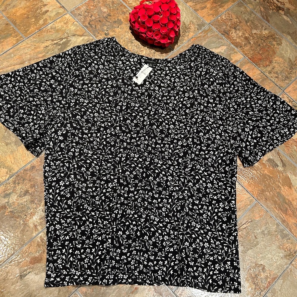 Talbots Floral Print Short sleeve blouse NWT